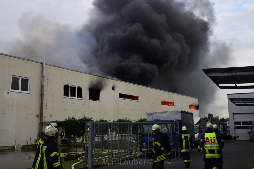 Grossbrand Halle Troisdorf Kriegsdorf Junkersring P087.JPG - Miklos Laubert